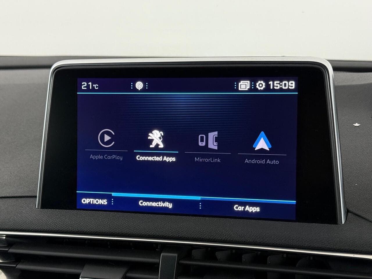 Peugeot 3008 thumbnail Infotainment System