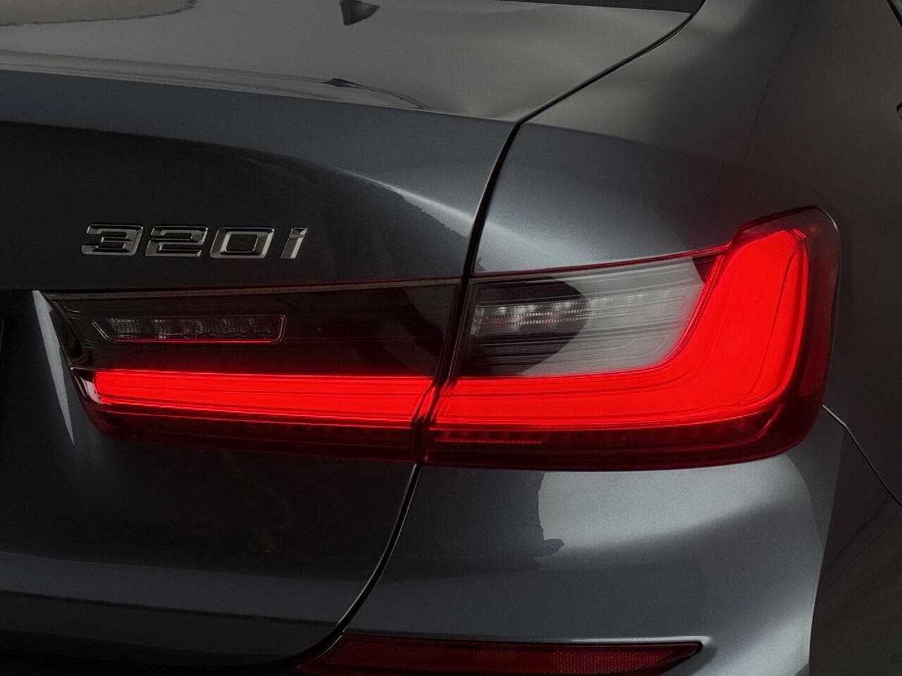 BMW 3 Series thumbnail Lights Rear