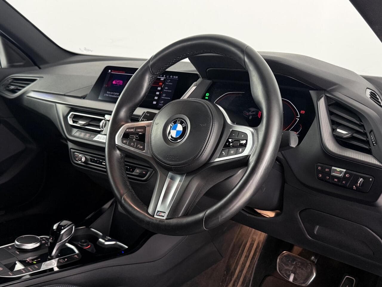BMW 2 Series Gran Coupe thumbnail Steering Wheel