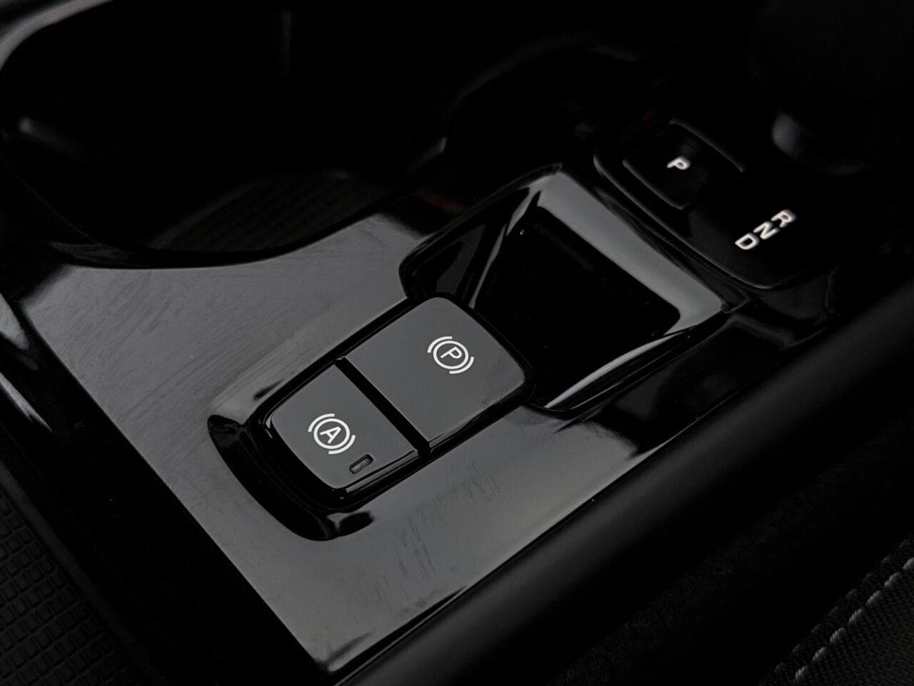 Volvo XC40 thumbnail Inconclusive