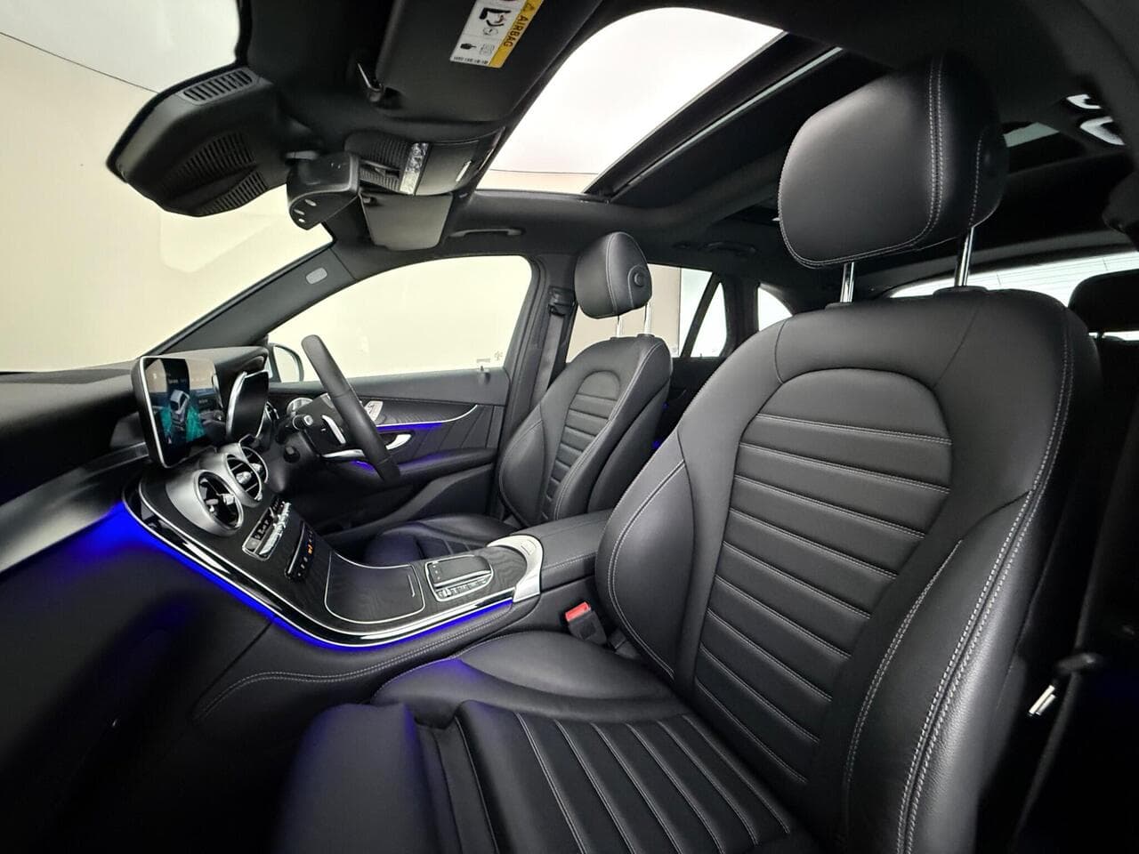 Mercedes-Benz GLC thumbnail Seat Front Passenger
