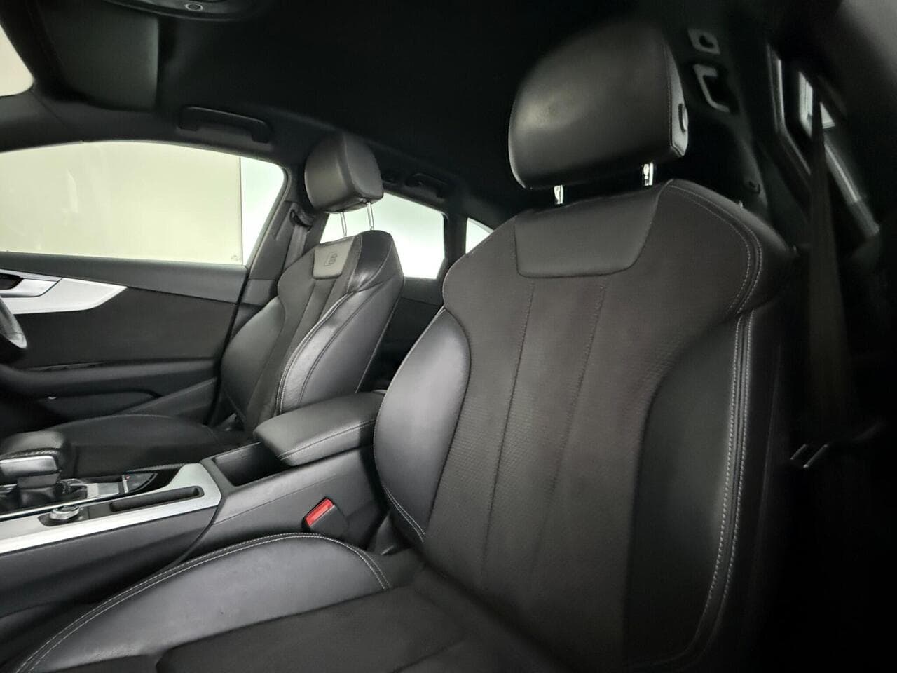 Audi A4 Avant thumbnail Seat Front Passenger