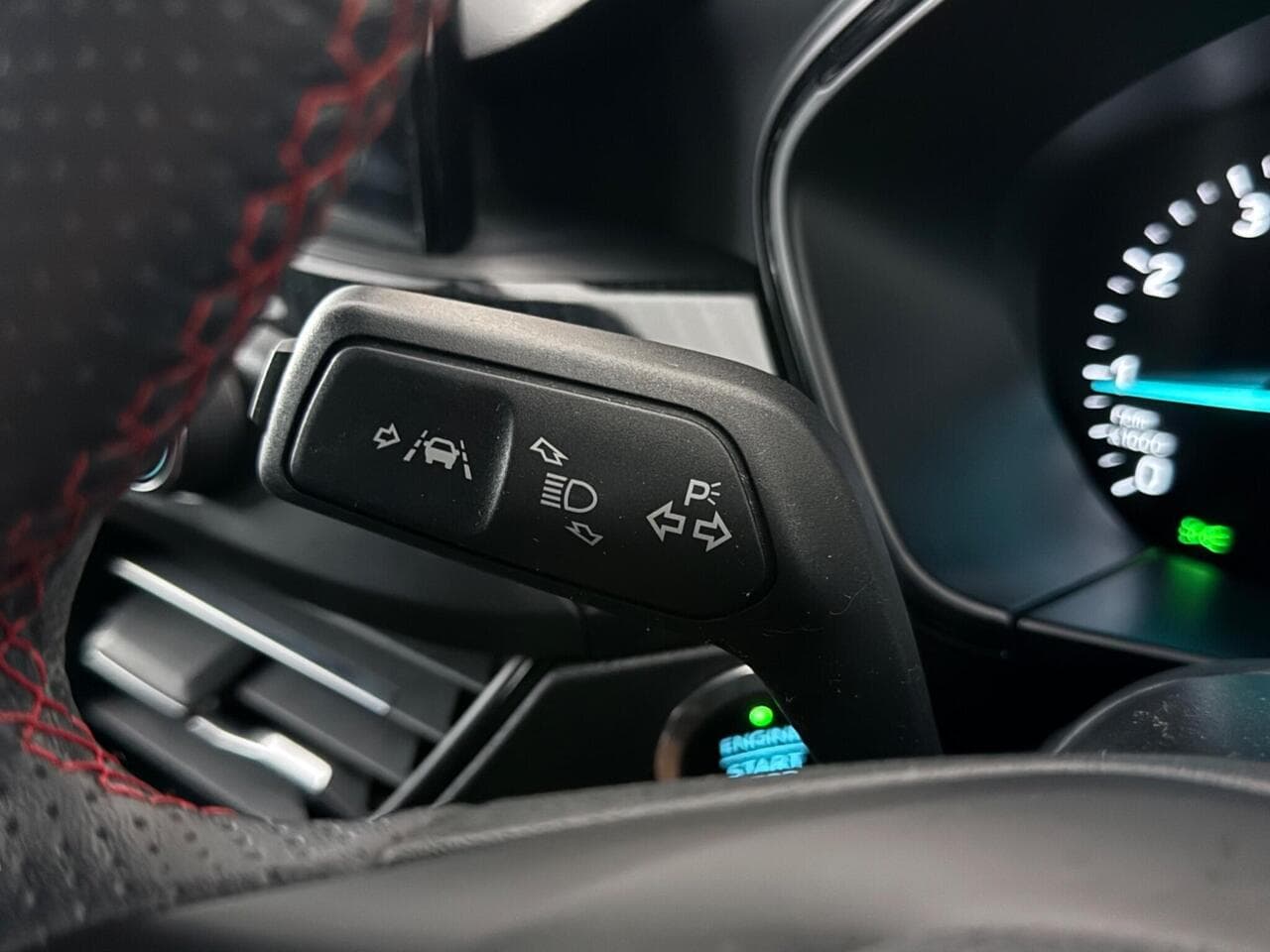 Ford Focus thumbnail Misc Controls