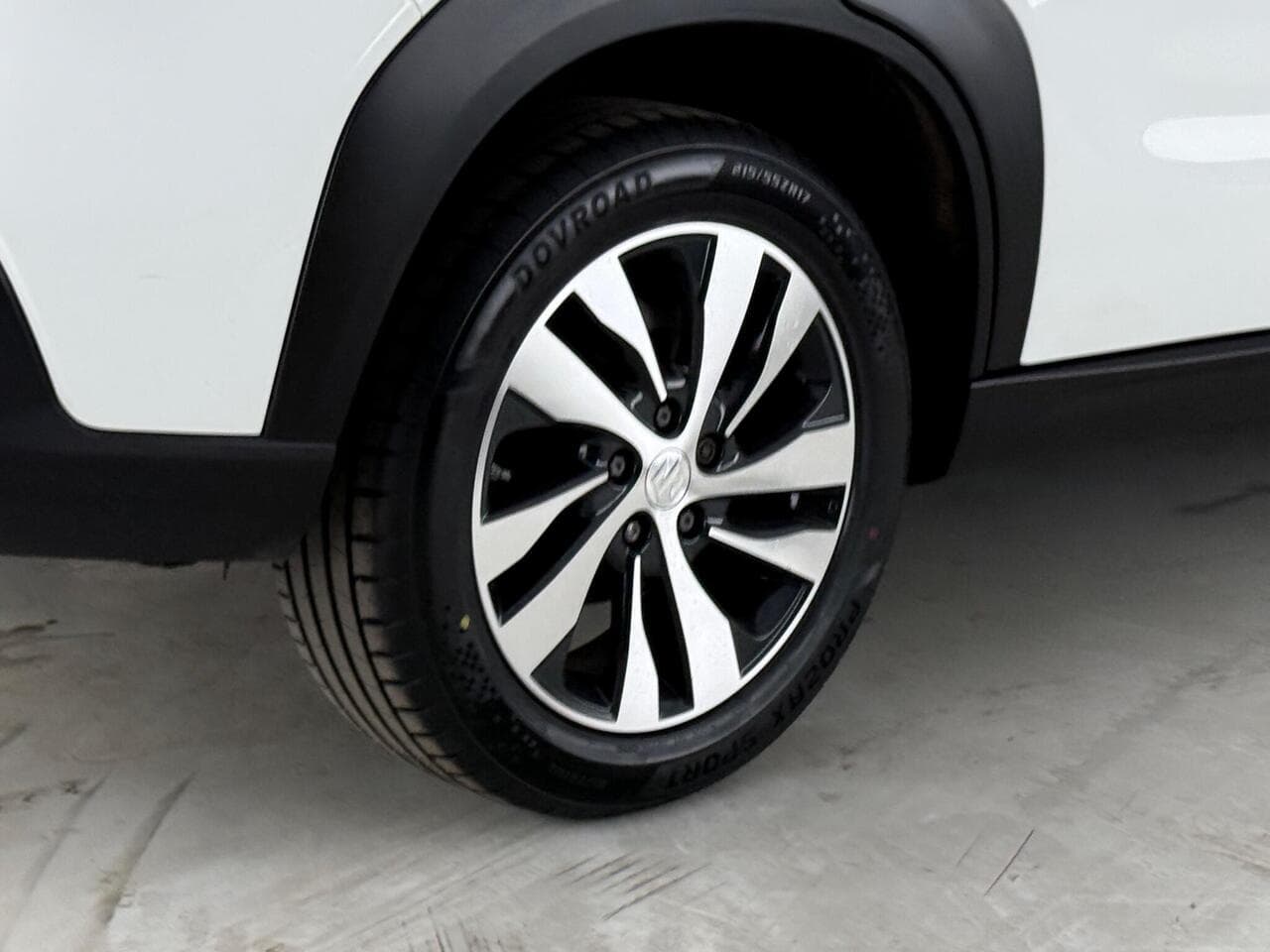 Suzuki S-Cross thumbnail Wheel