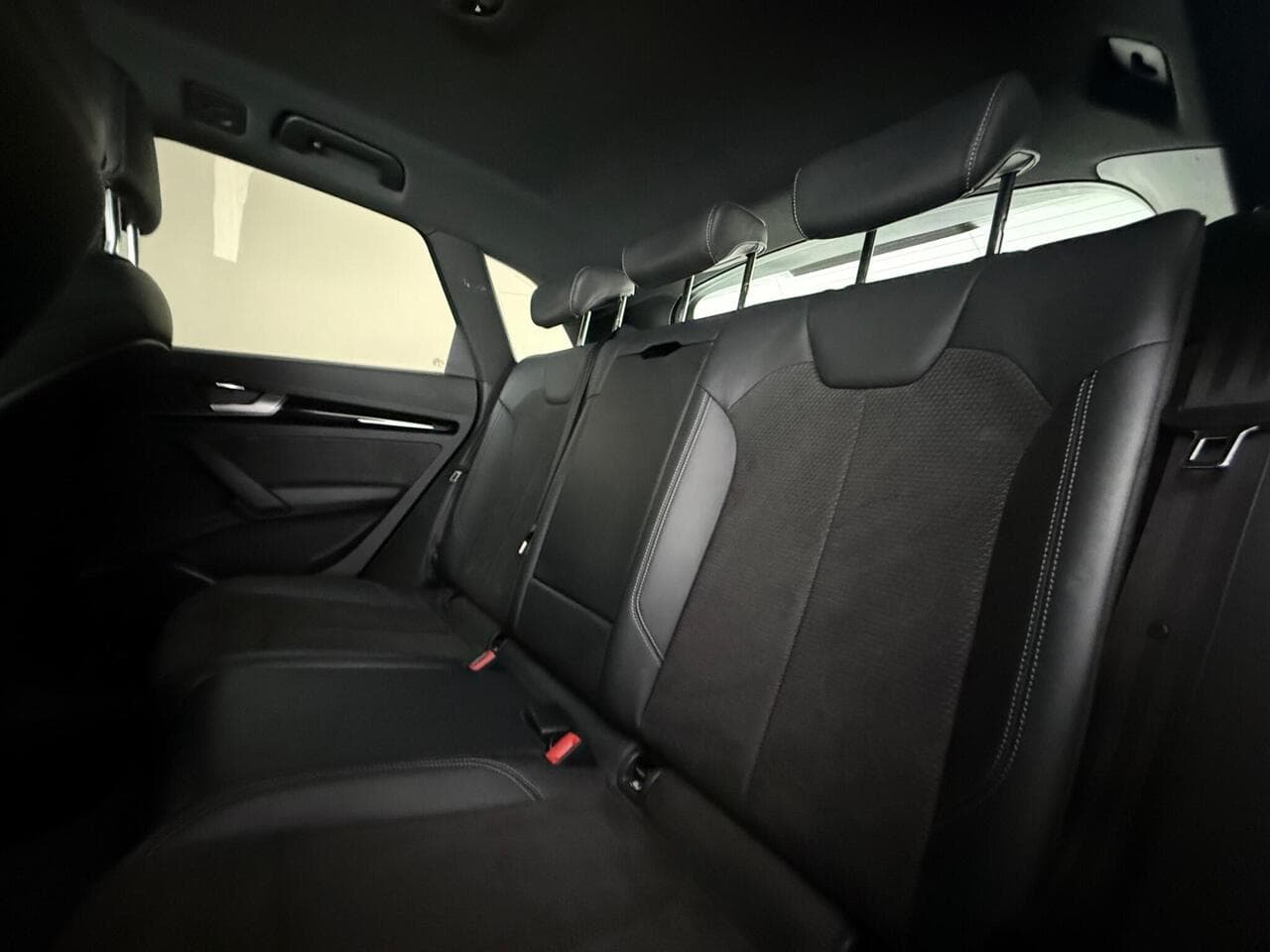 Audi Q5 thumbnail Seats Rear