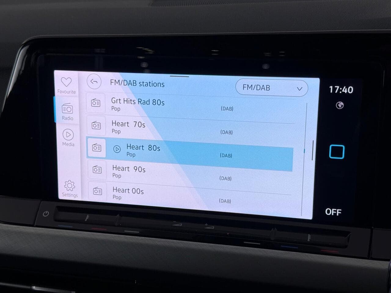 Volkswagen Golf thumbnail Infotainment System
