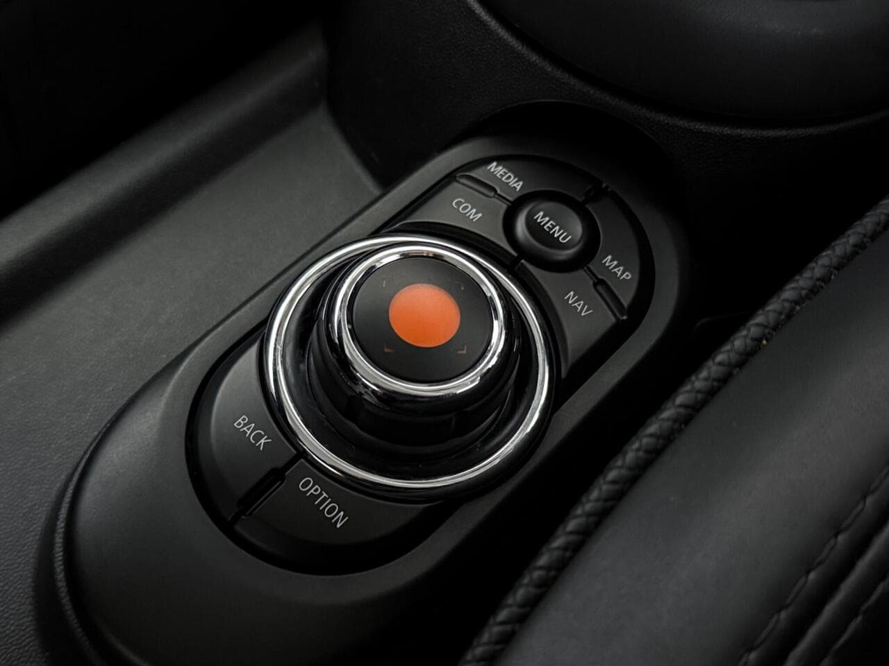 MINI Hatch thumbnail Inconclusive