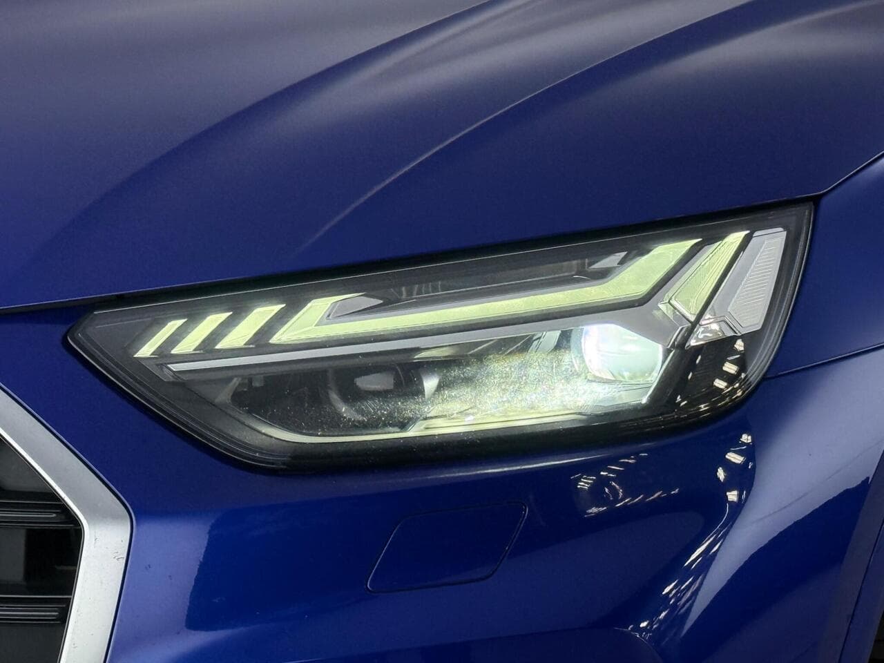 Audi Q5 thumbnail Lights Front