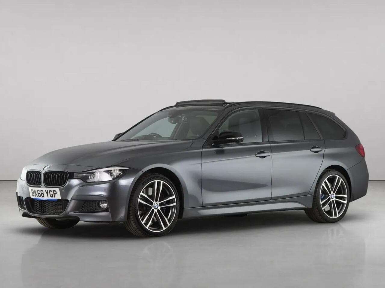 BMW 3 Series thumbnail Front Left