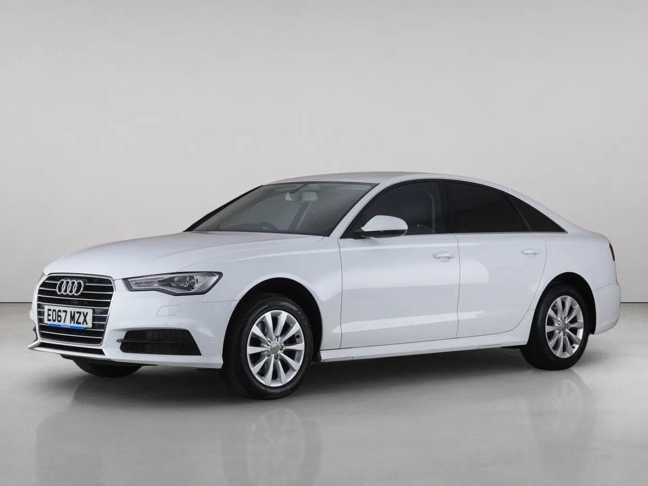 Audi A6 Saloon thumbnail Front Left