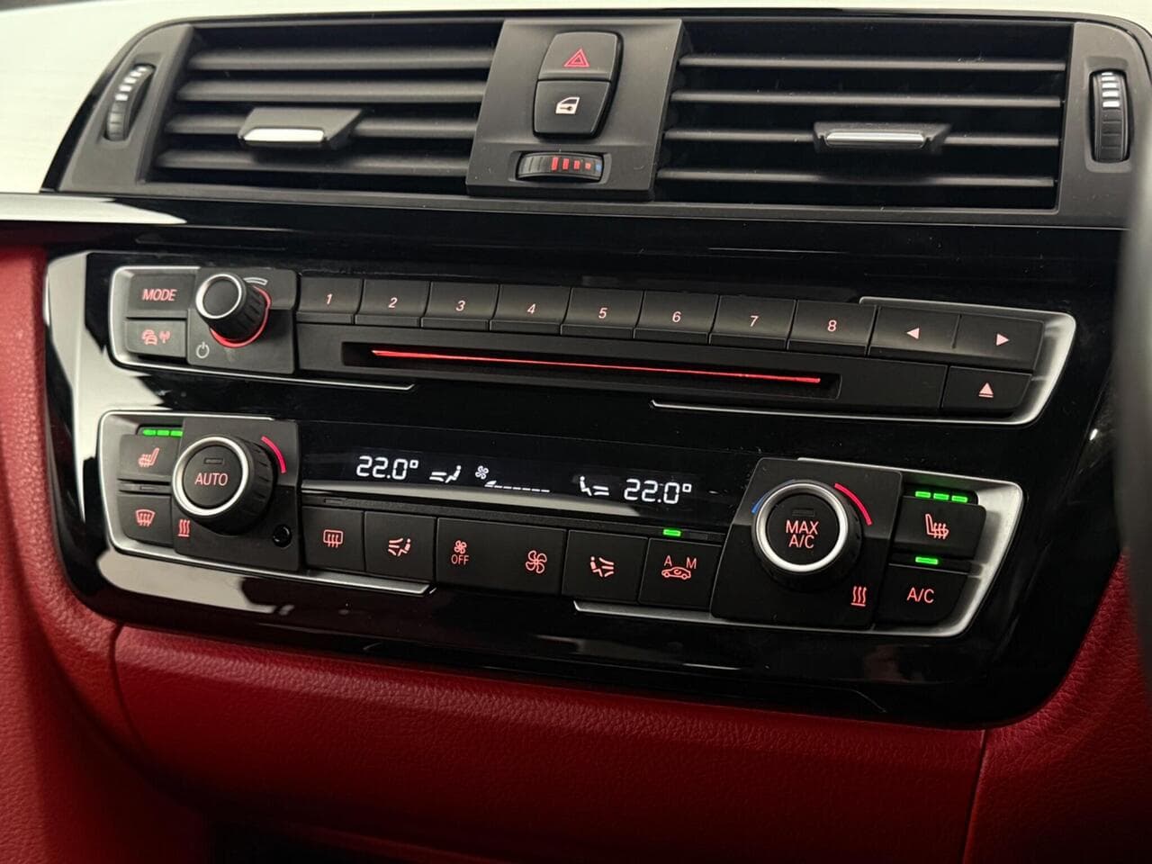BMW 4 Series Gran Coupe thumbnail Infotainment System