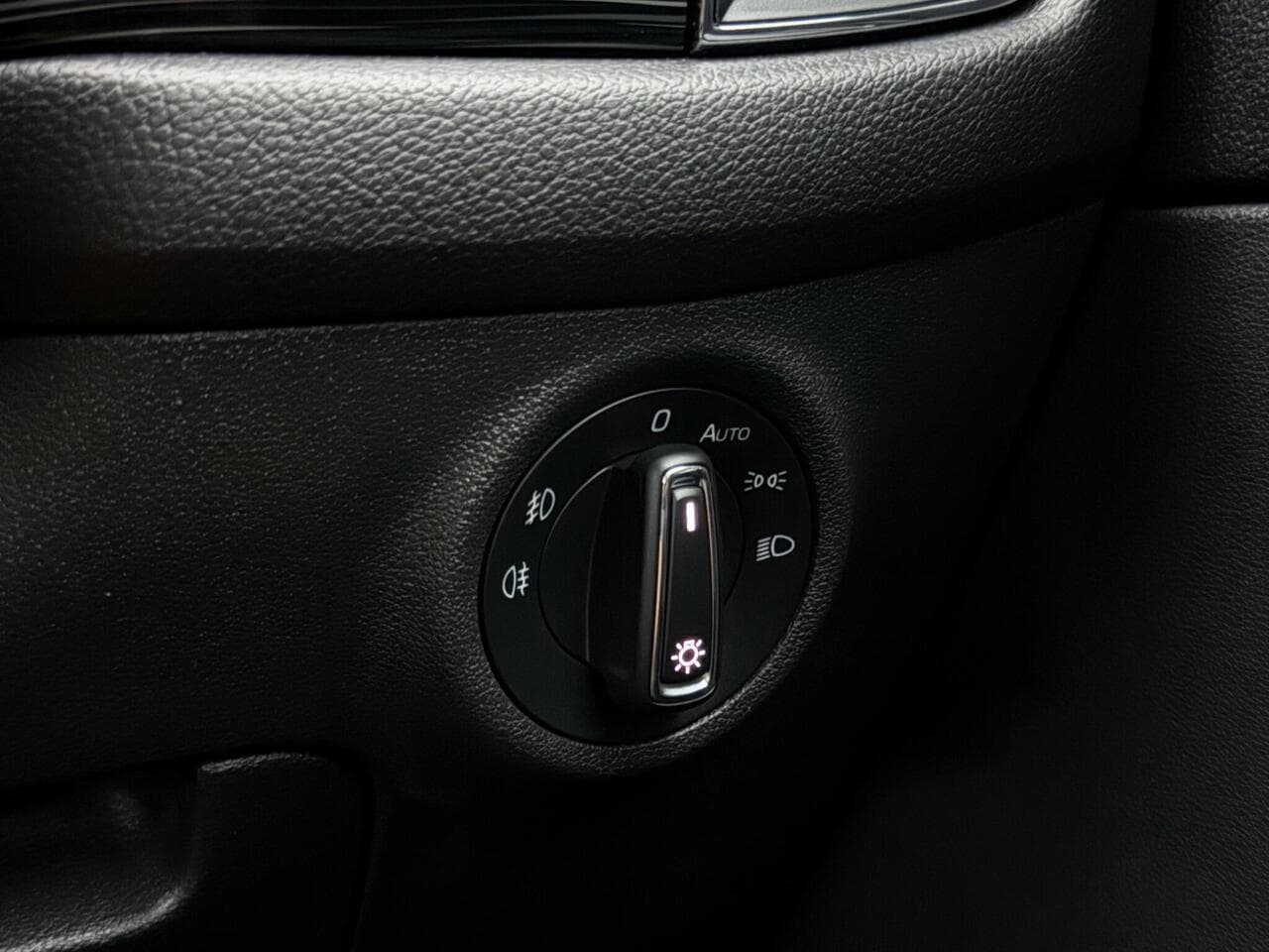 Skoda Kodiaq thumbnail Misc Controls