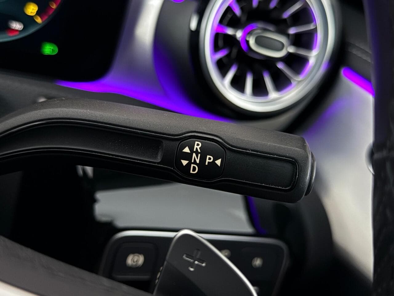 Mercedes-Benz CLA thumbnail Misc Controls