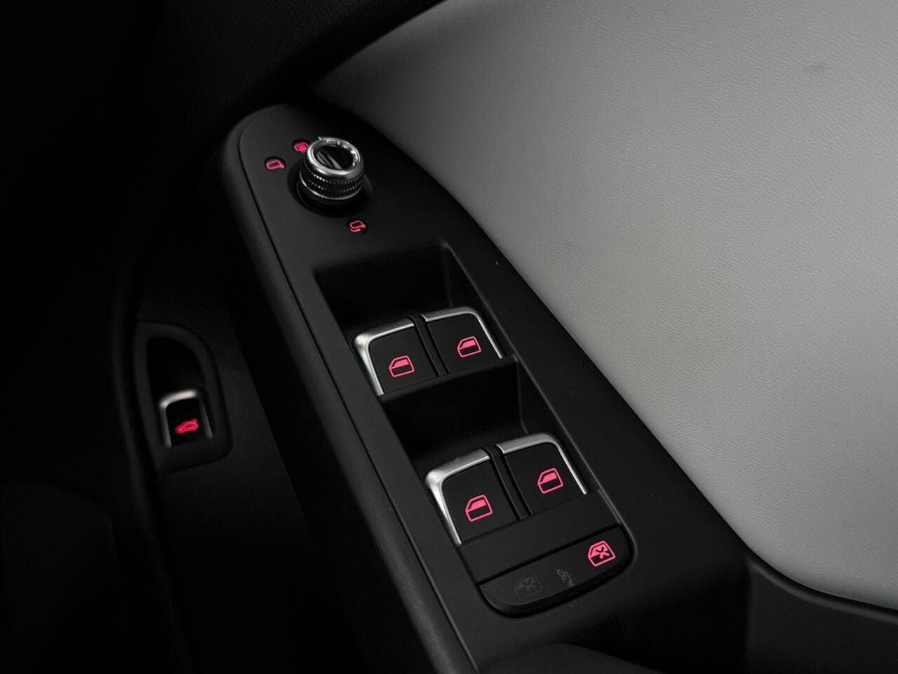 Audi A4 Allroad thumbnail Misc Controls