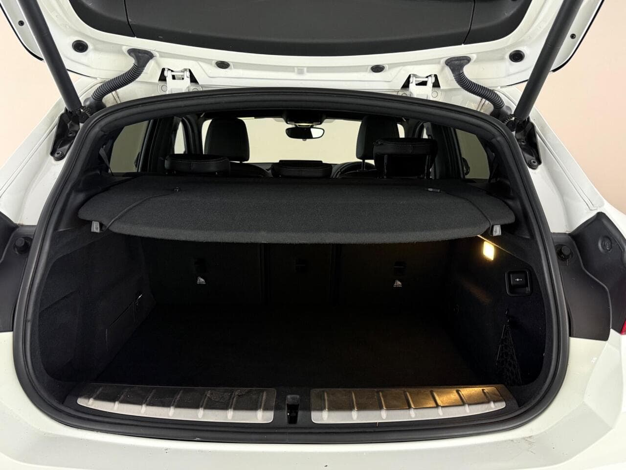 BMW X2 thumbnail Boot
