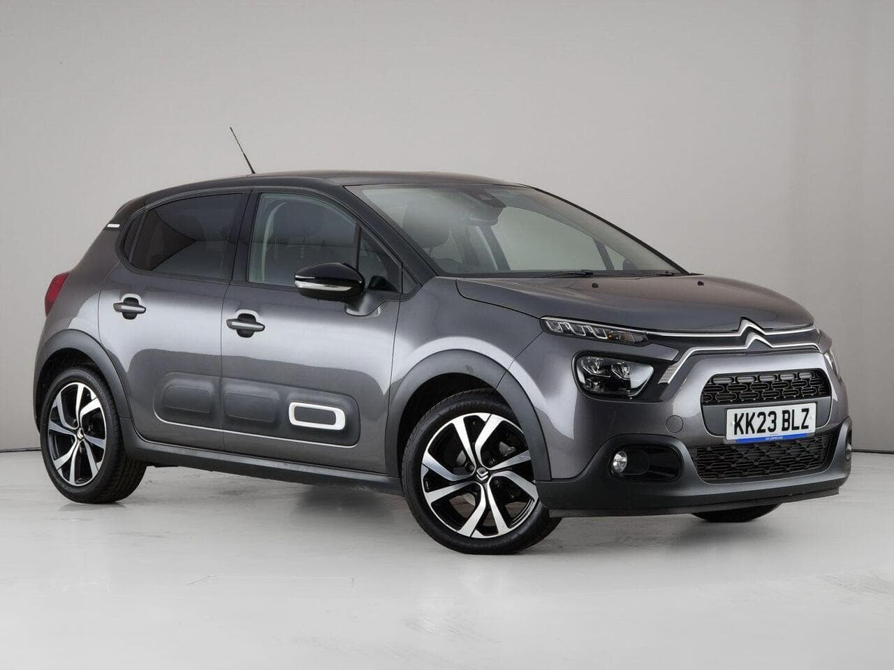 Citroen C3 - Citroen C3 1.2 PureTech Shine Plus Euro 6 (s/s) 5dr