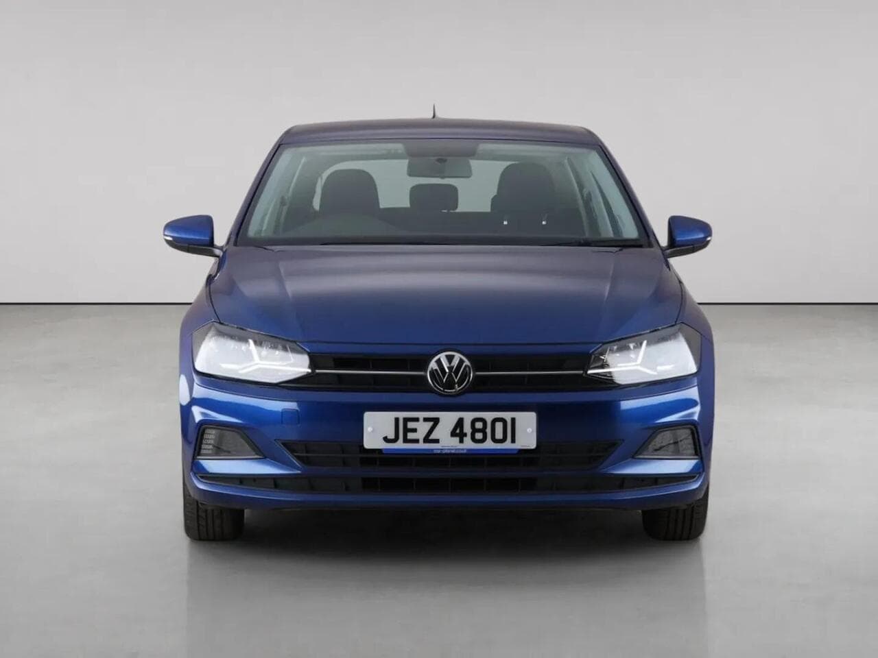 Volkswagen Polo thumbnail Front