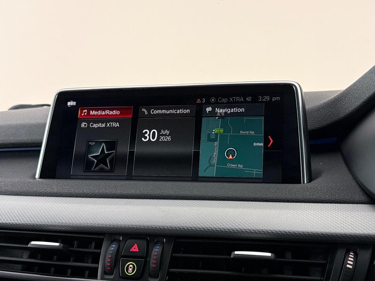 BMW X5 thumbnail Infotainment System