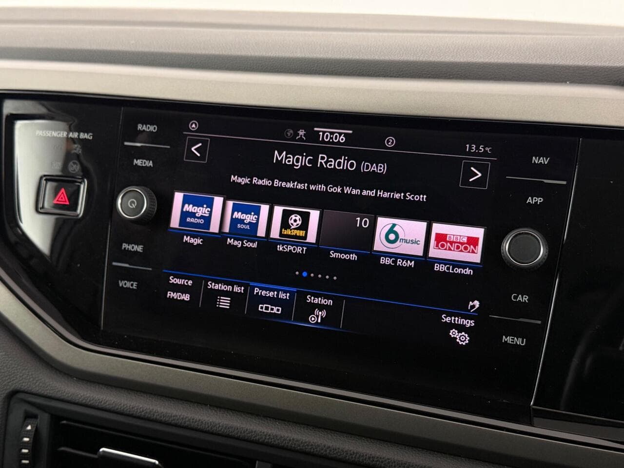 Volkswagen Polo thumbnail Infotainment System