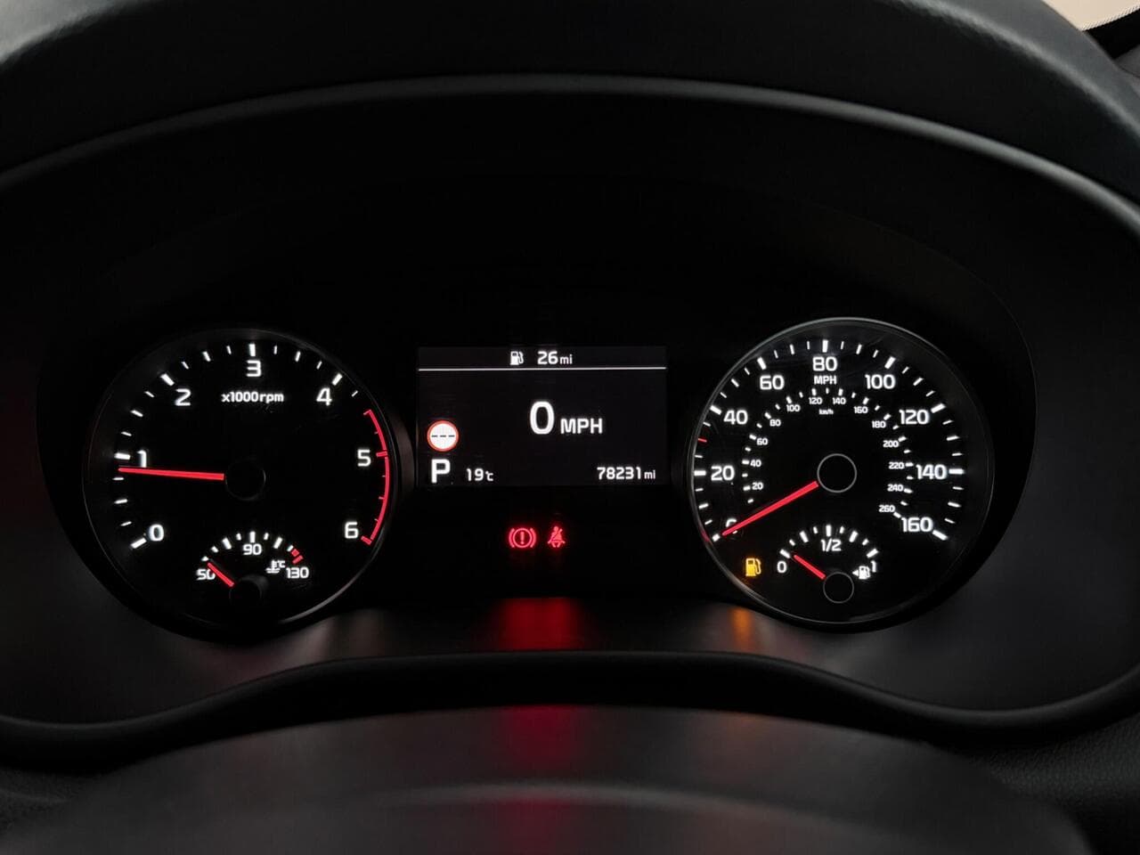 Kia Sportage thumbnail Driver Instruments