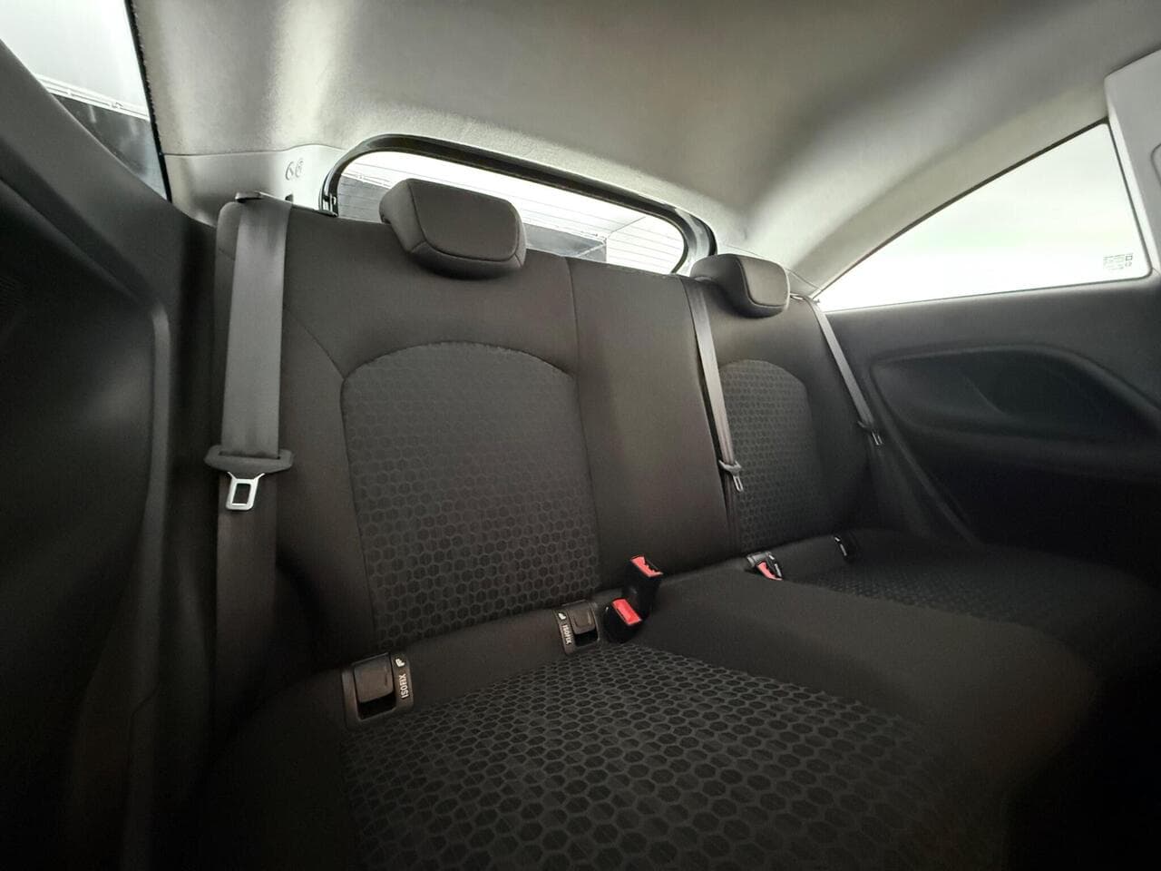 Vauxhall Corsa thumbnail Seats Rear