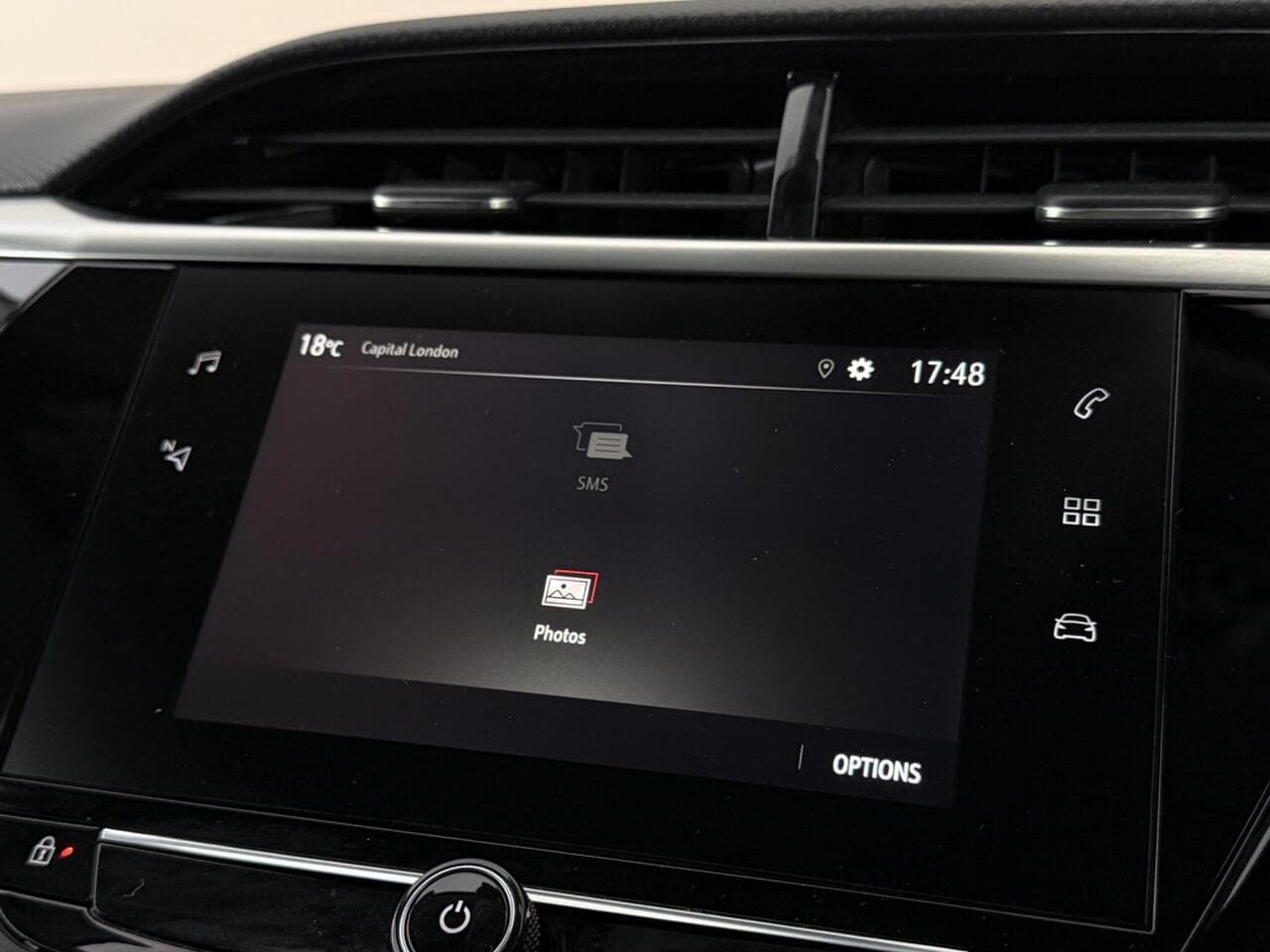 Vauxhall Corsa thumbnail Infotainment System