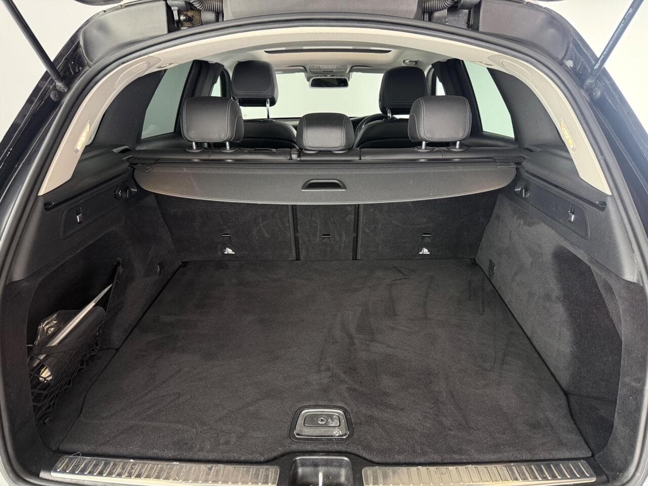 Mercedes-Benz GLC thumbnail Boot