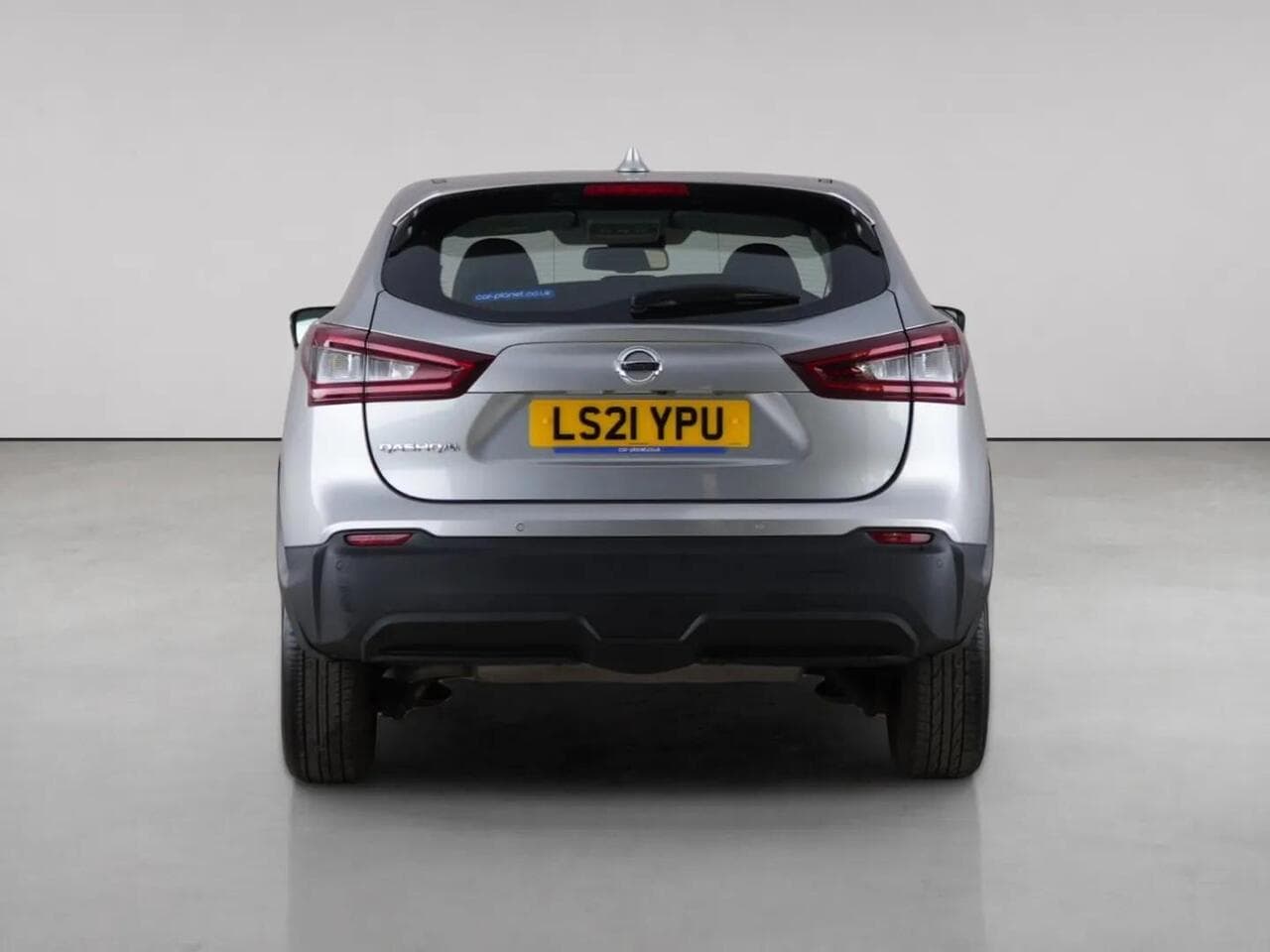 Nissan Qashqai thumbnail Rear