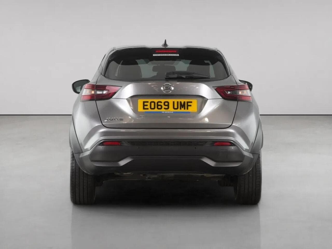 Nissan Juke thumbnail Rear