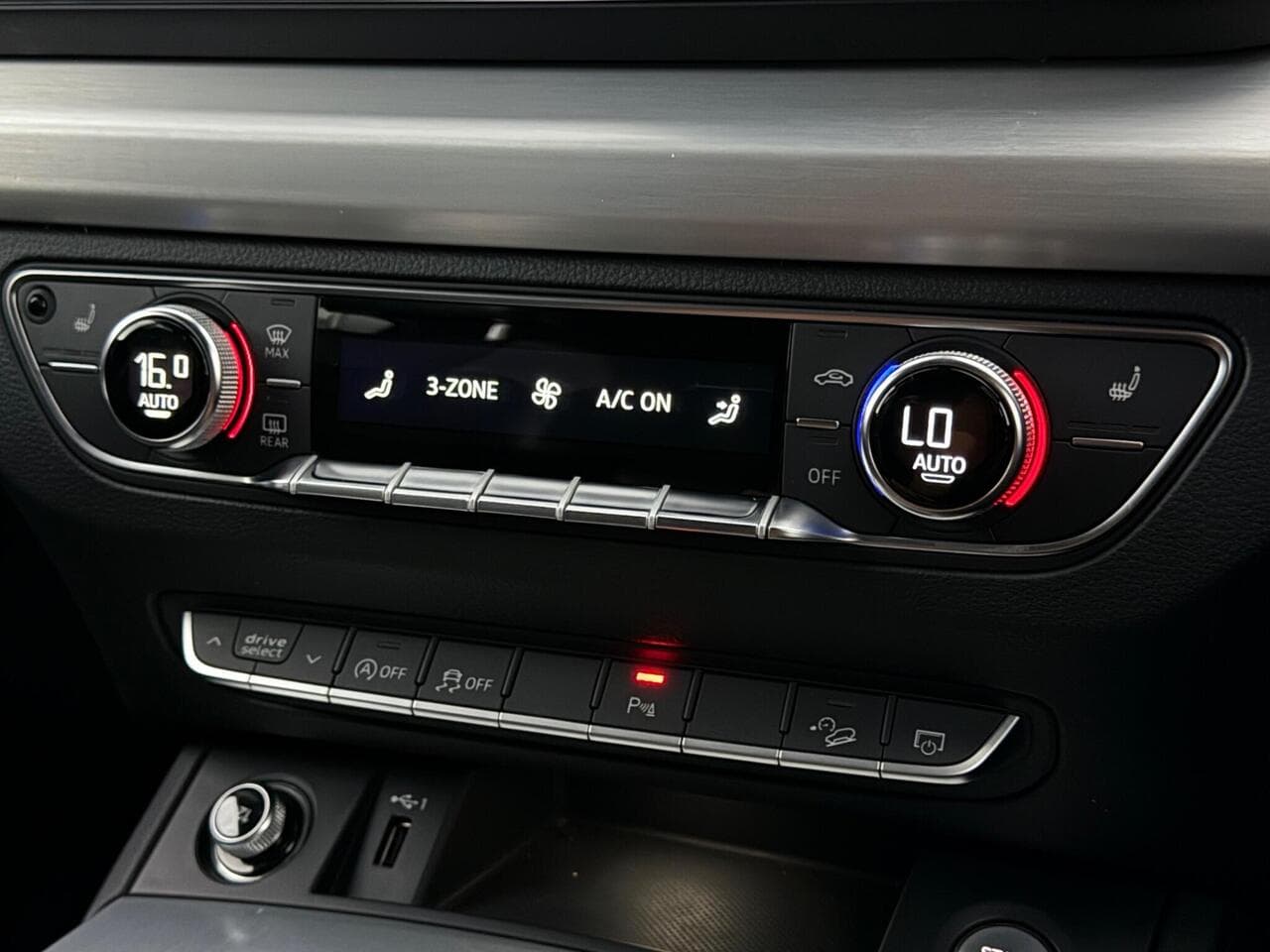 Audi Q5 thumbnail Misc Controls