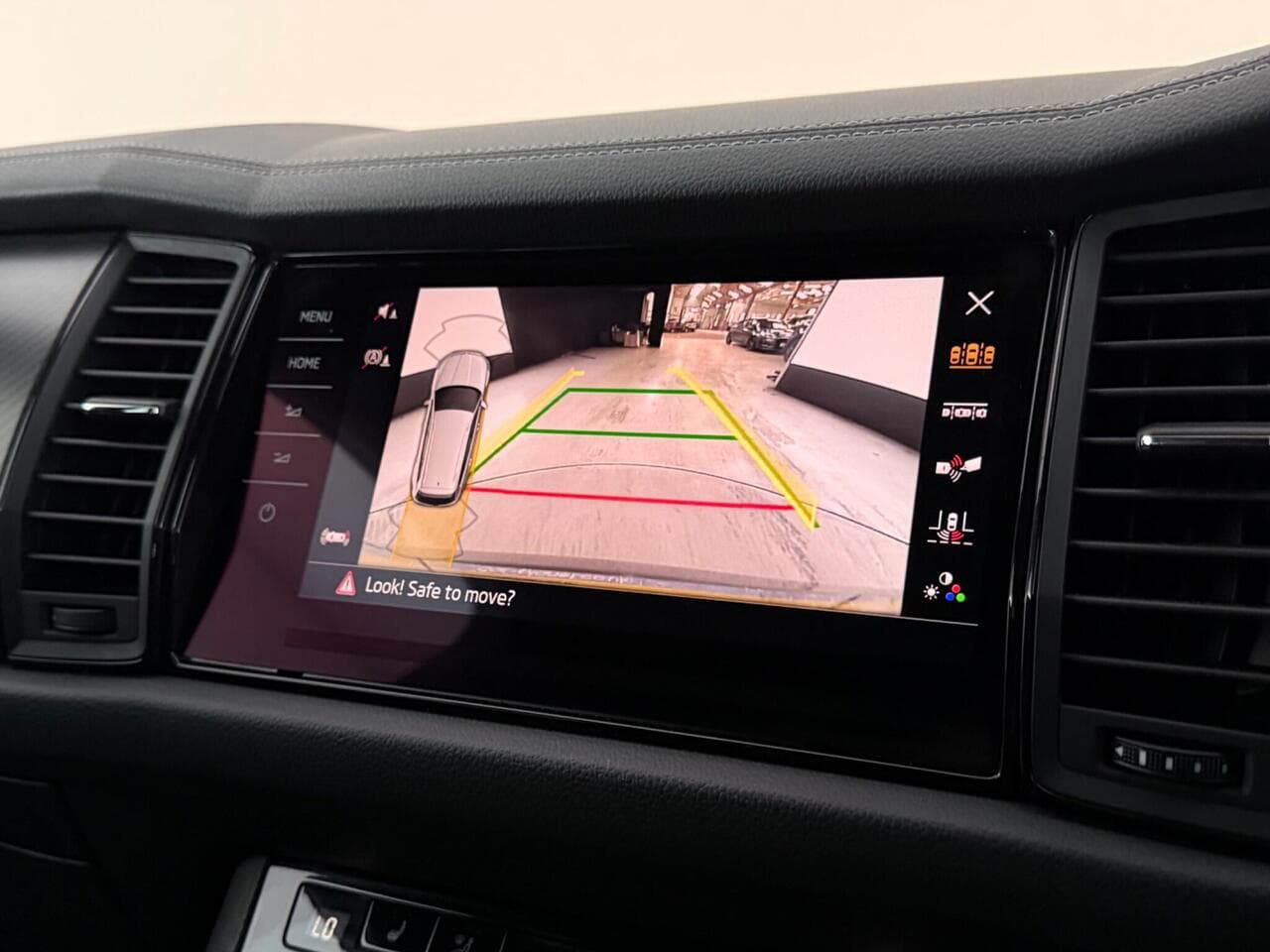 Skoda Kodiaq thumbnail Infotainment System