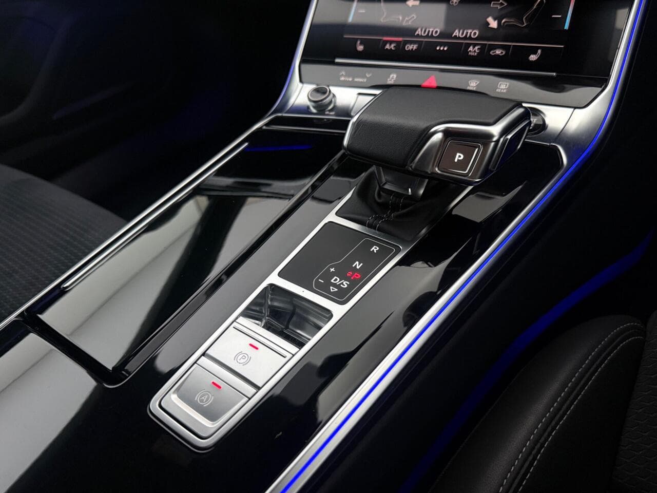 Audi A7 thumbnail Interior Front