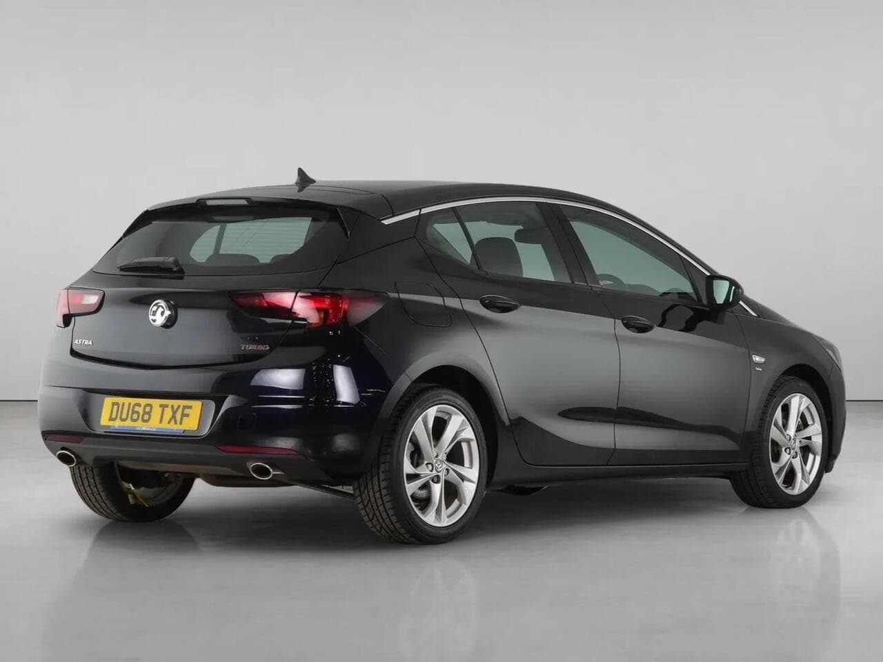 Vauxhall Astra thumbnail Rear Right
