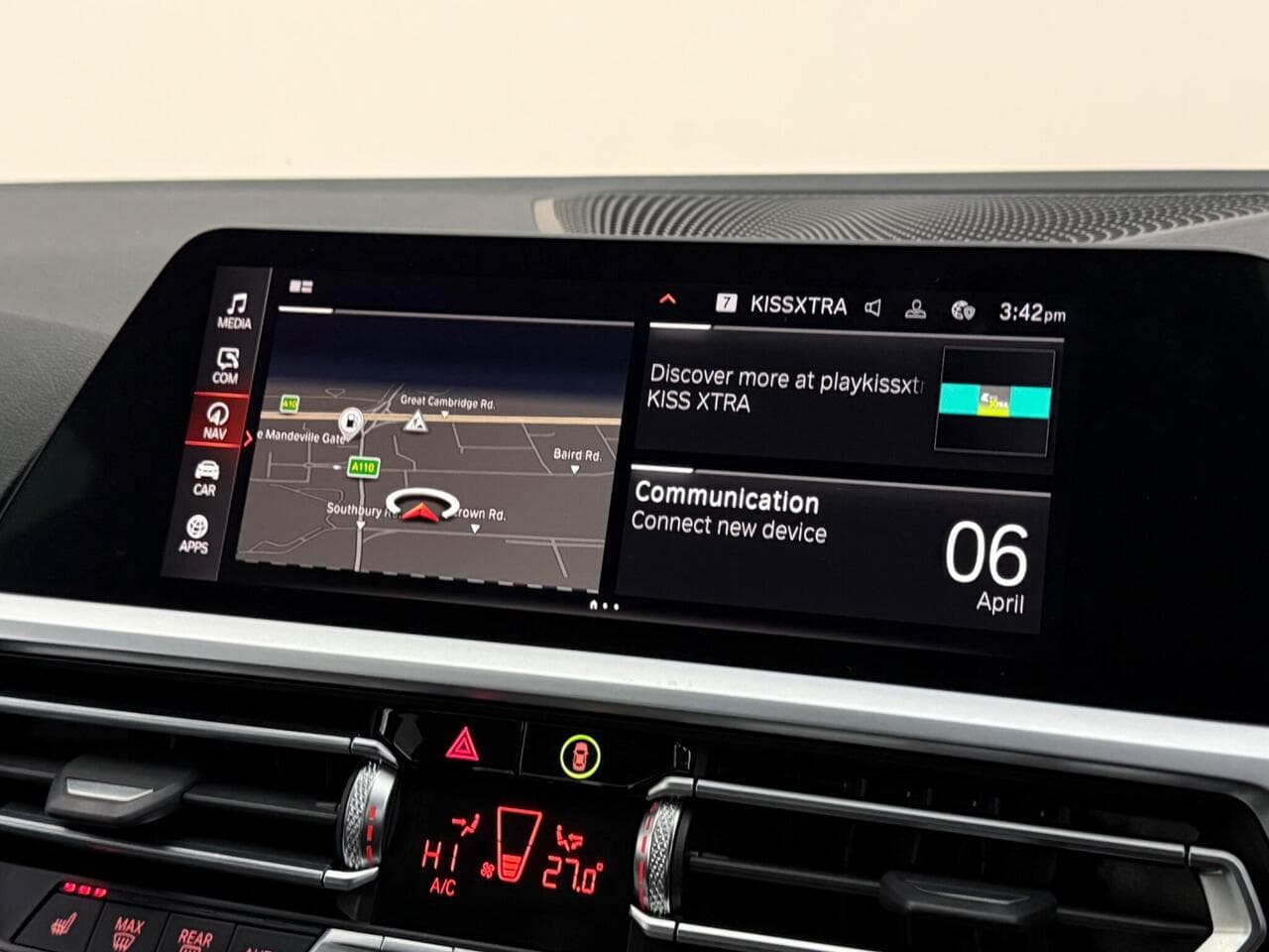 BMW 3 Series thumbnail Infotainment System