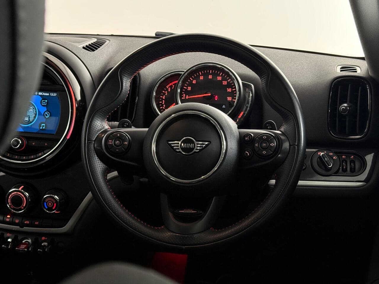 MINI Countryman thumbnail Steering Wheel