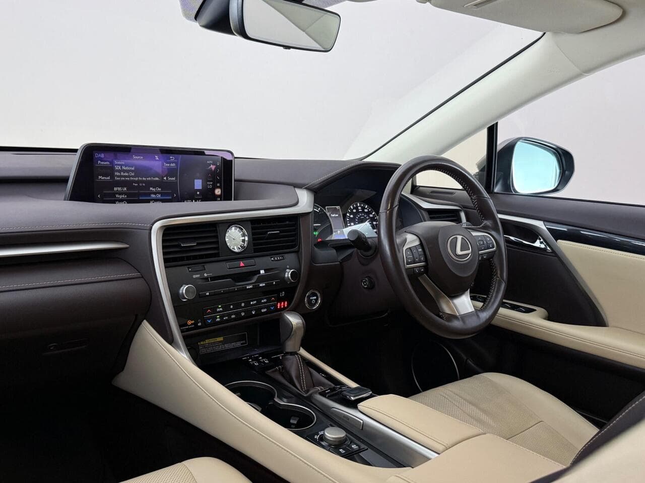 Lexus RX thumbnail Interior Front