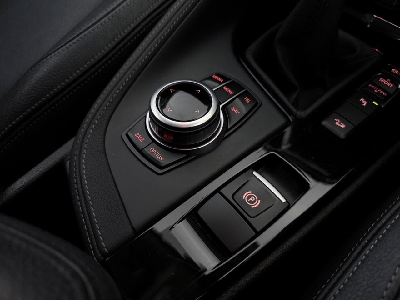 BMW X1 thumbnail Misc Controls