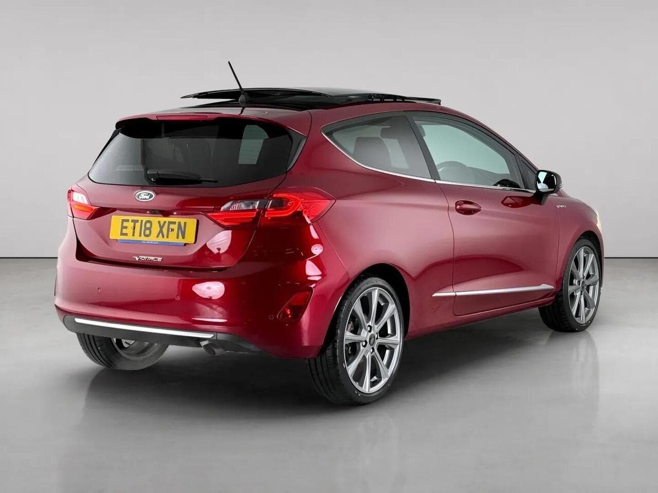 Ford Fiesta thumbnail Rear Right