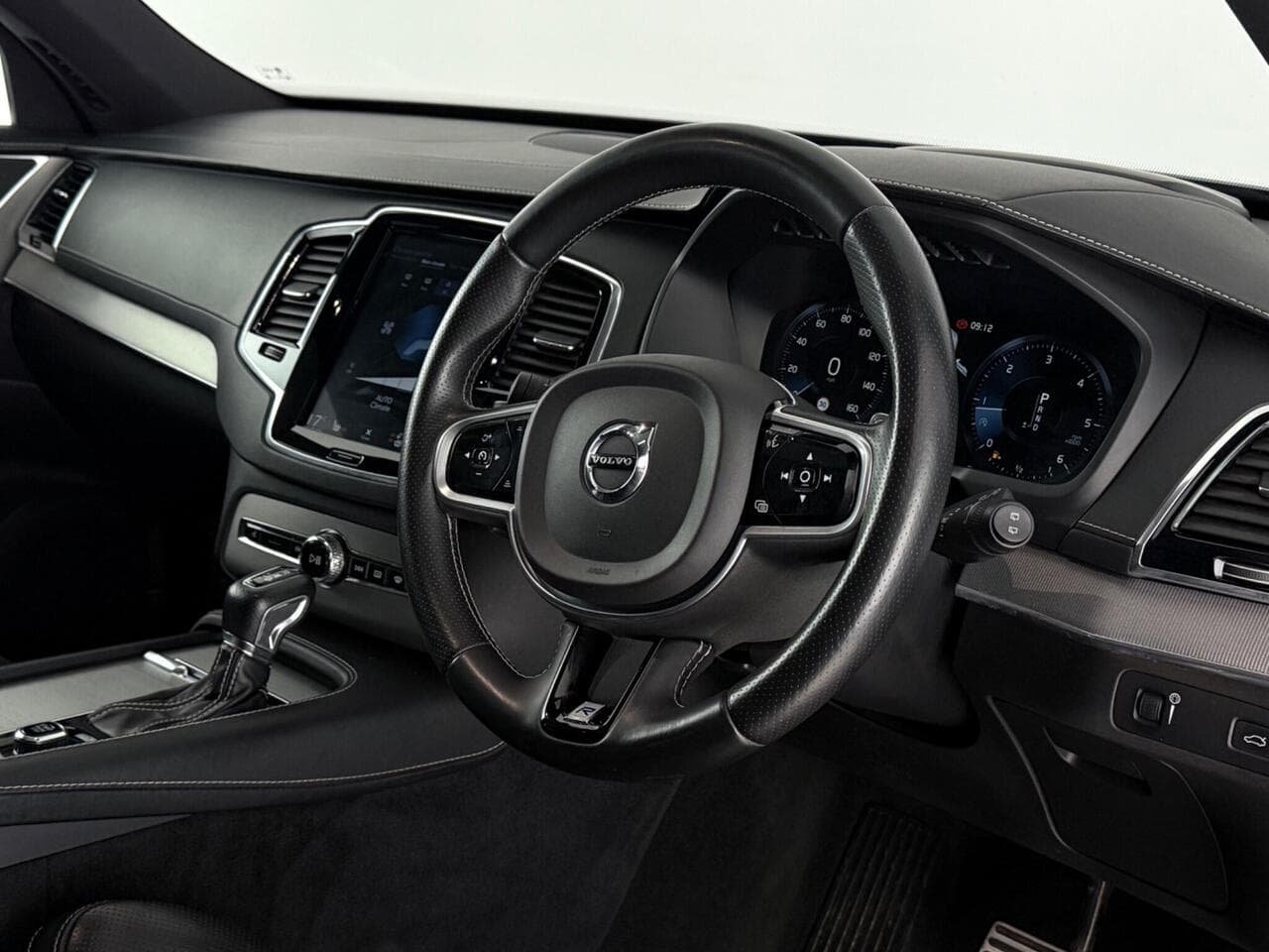 Volvo XC90 thumbnail Steering Wheel