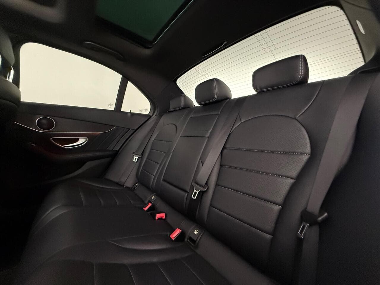 Mercedes-Benz C Class thumbnail Seats Rear