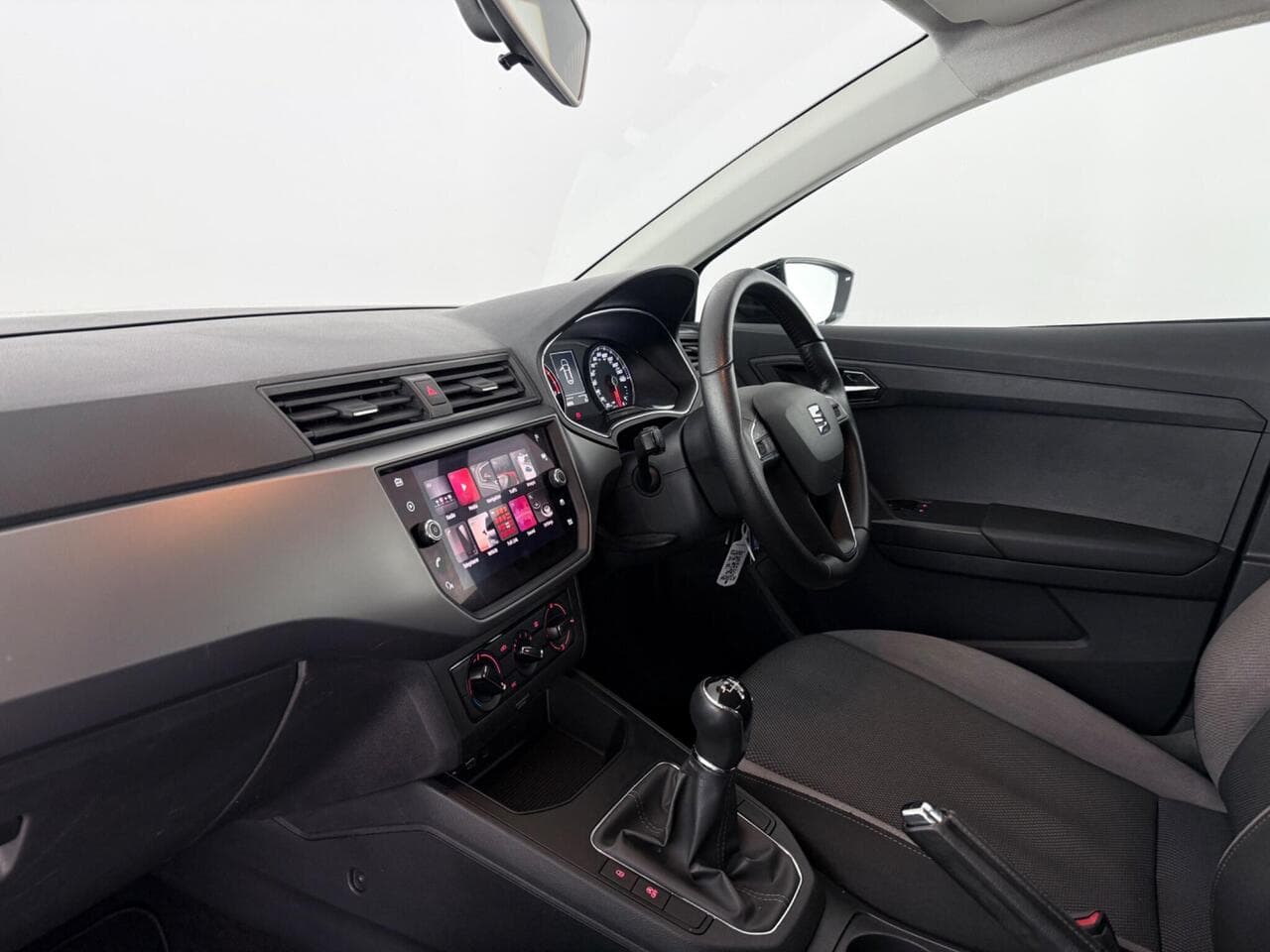 SEAT Ibiza thumbnail Interior Front