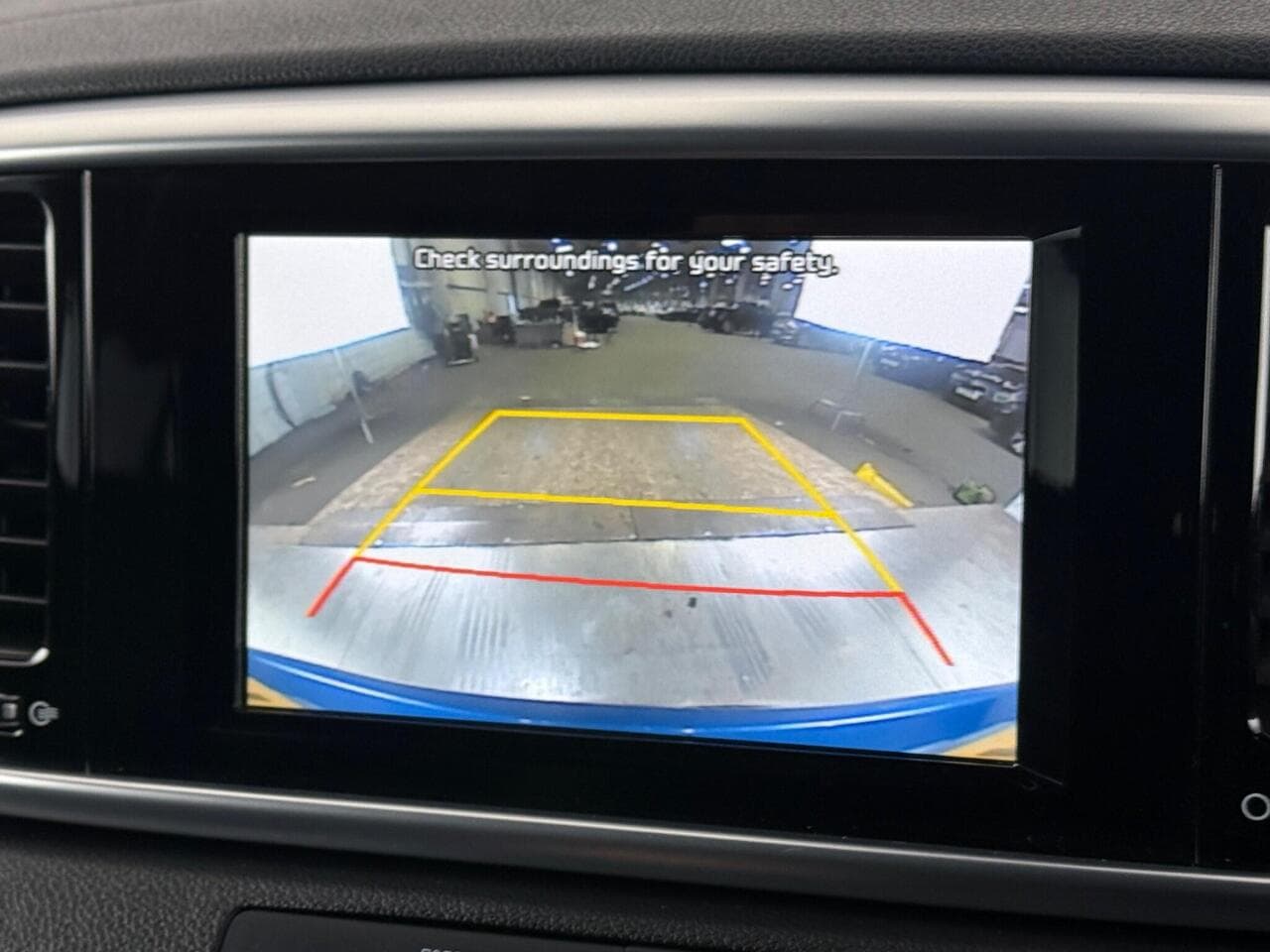 Kia Sportage thumbnail Infotainment System