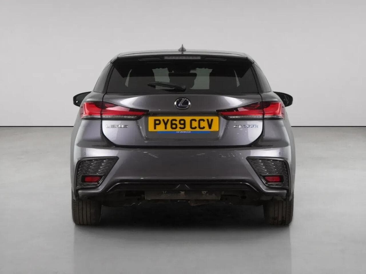 Lexus CT thumbnail Rear