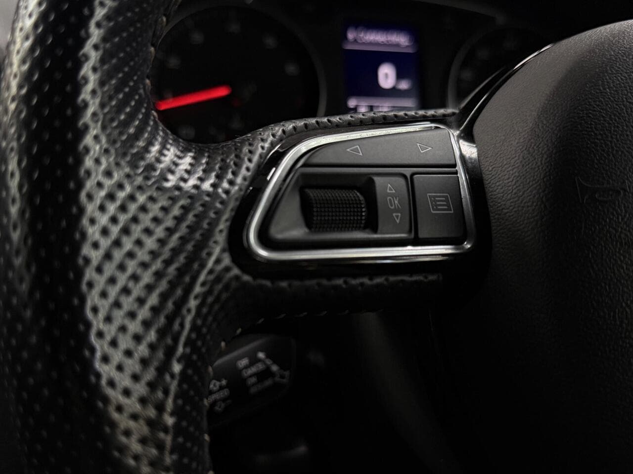 Audi A1 thumbnail Misc Controls