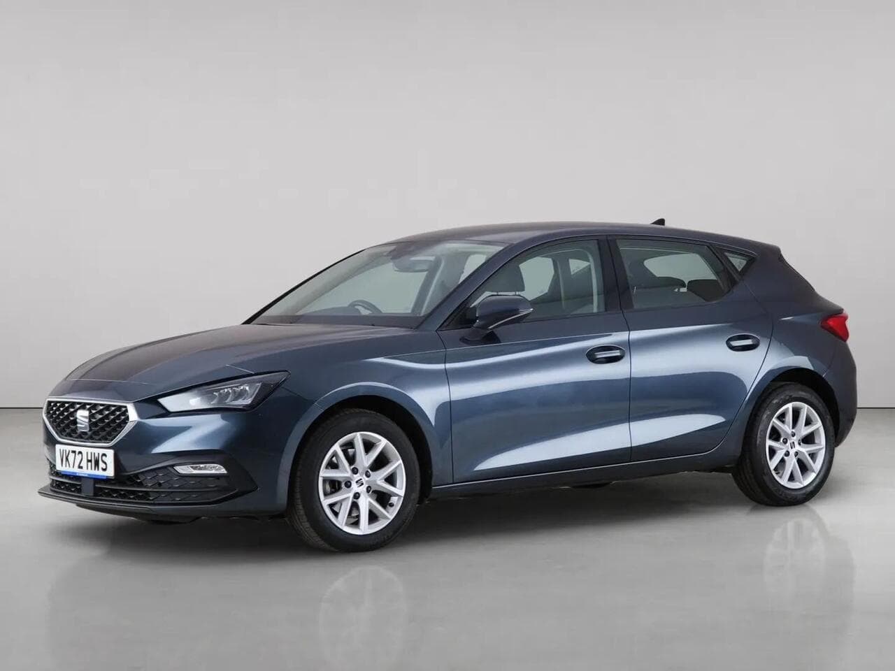 SEAT Leon thumbnail Front Left