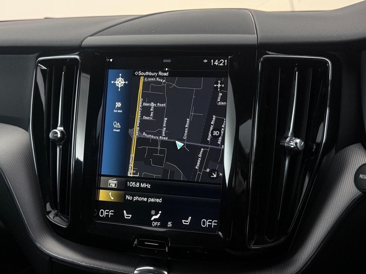 Volvo XC60 thumbnail Infotainment System