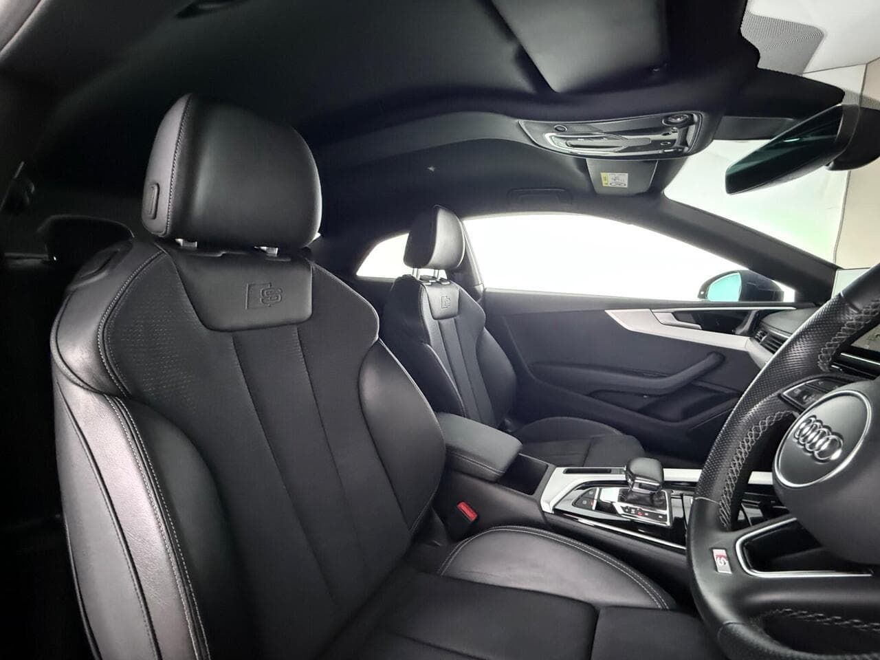 Audi A5 thumbnail Seat Driver