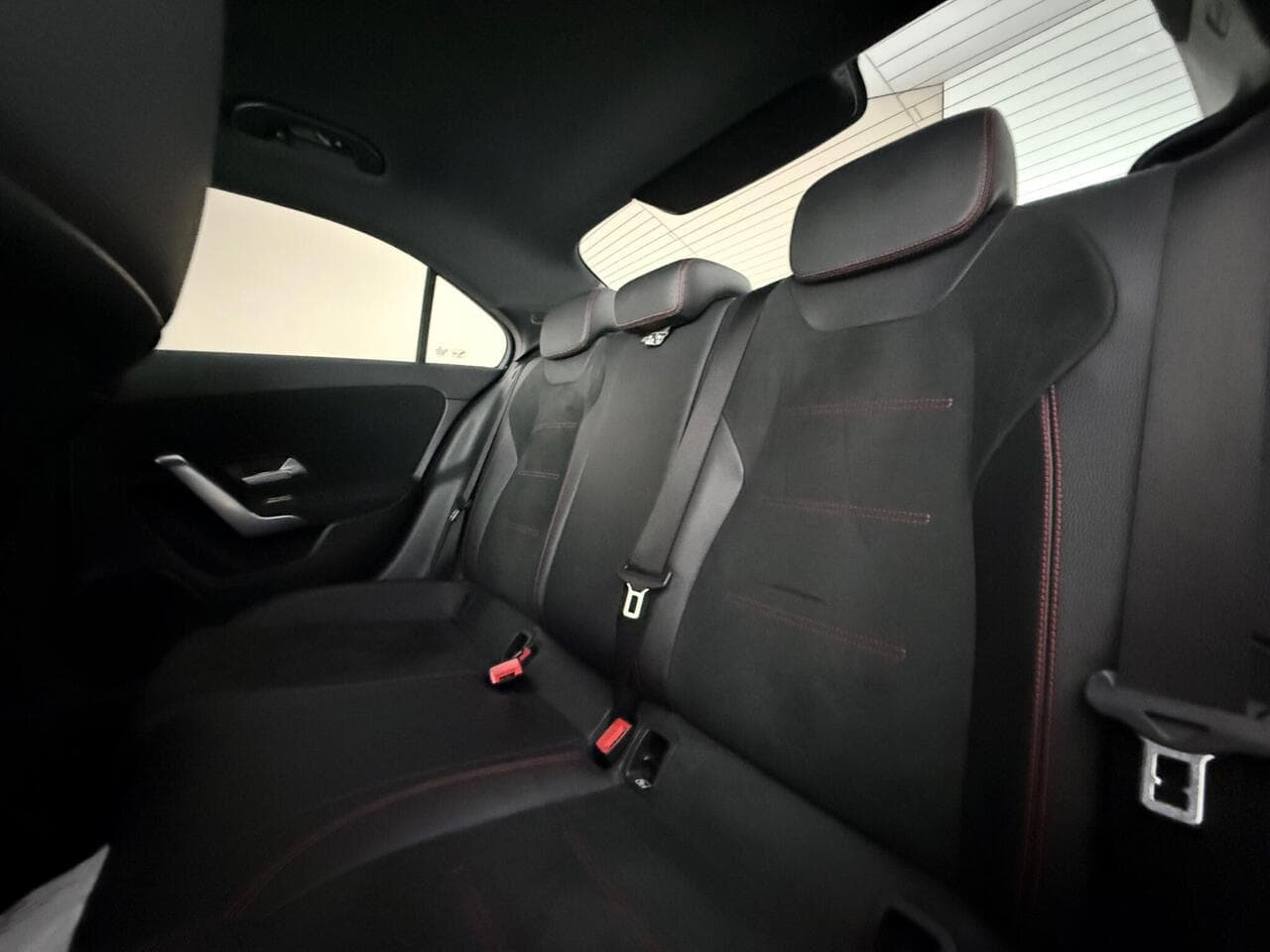 Mercedes-Benz A Class thumbnail Seats Rear