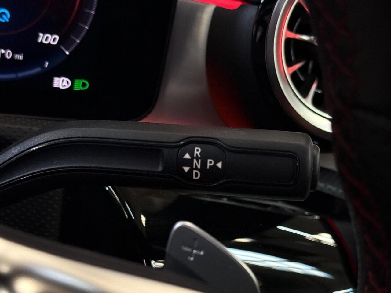 Mercedes-Benz CLA thumbnail Misc Controls