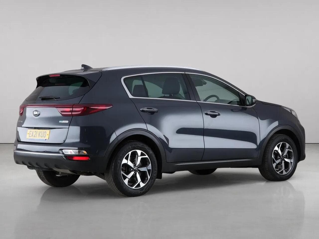 Kia Sportage thumbnail Rear Right